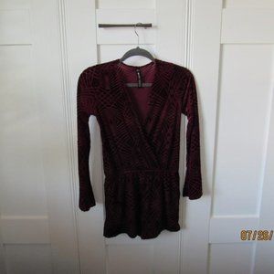 Long sleeve velvet romper